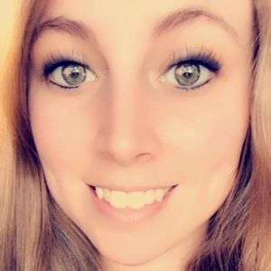 Meet your Posher, Renee